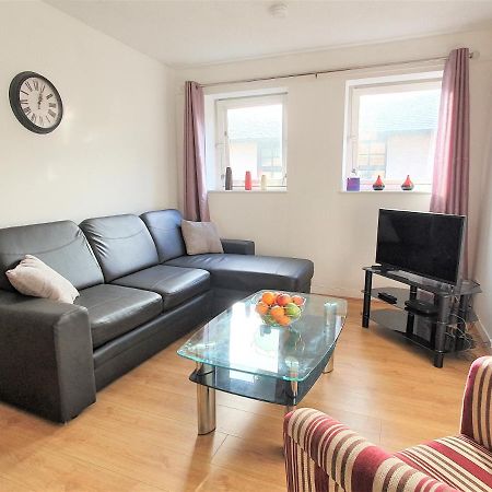 Modern One Bedroom Apt - City Centre & Freeparking Glasgow Ngoại thất bức ảnh
