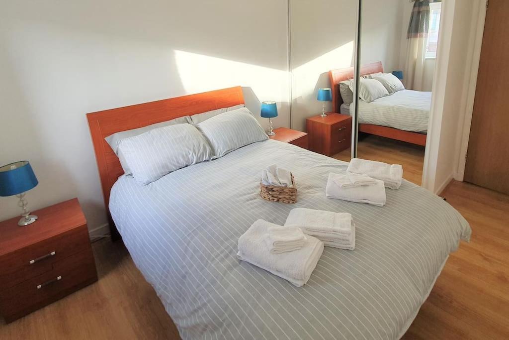 Modern One Bedroom Apt - City Centre & Freeparking Glasgow Ngoại thất bức ảnh