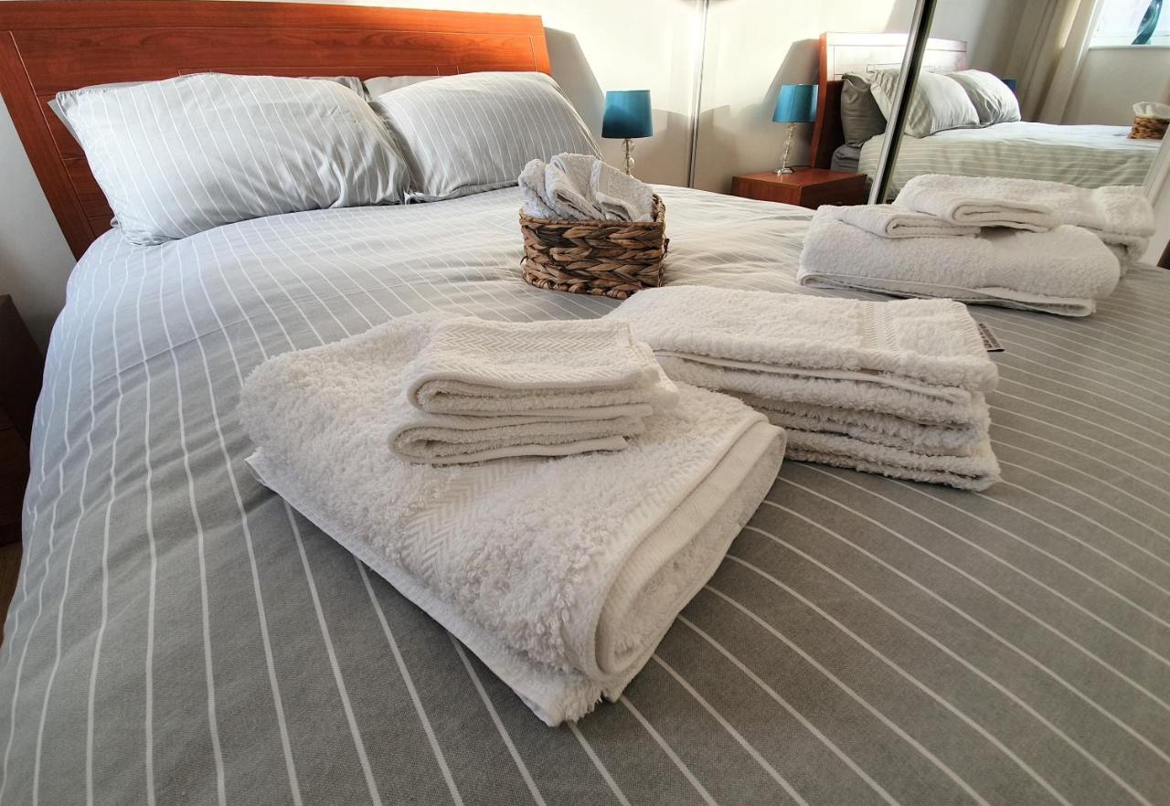 Modern One Bedroom Apt - City Centre & Freeparking Glasgow Ngoại thất bức ảnh